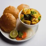 Oyo Hotel Aarav Inn Near Nawada Metro Station