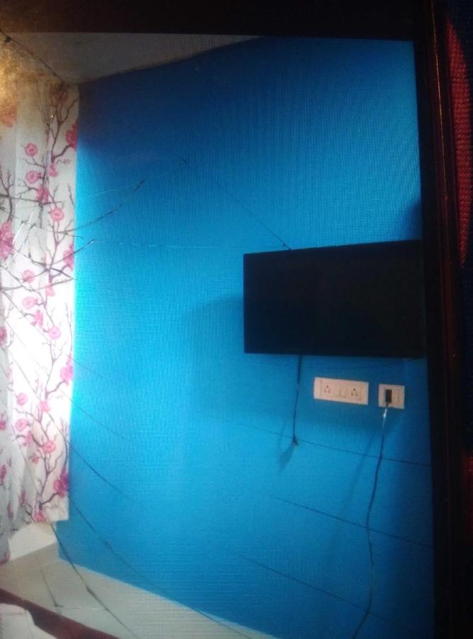 Oyo Aarav Near Nawada Metro Station Hotel New Delhi